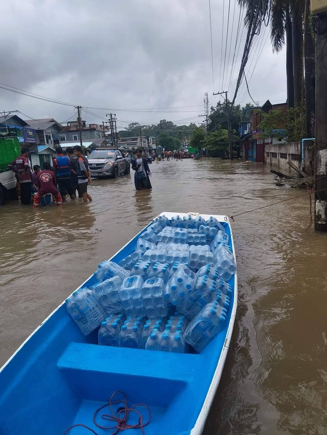 ပဲခူးရေဘေးသင့်ပြည်သူတွေ သောက်သုံးရေ လိုအပ်ချက်မြင့်မားနေ