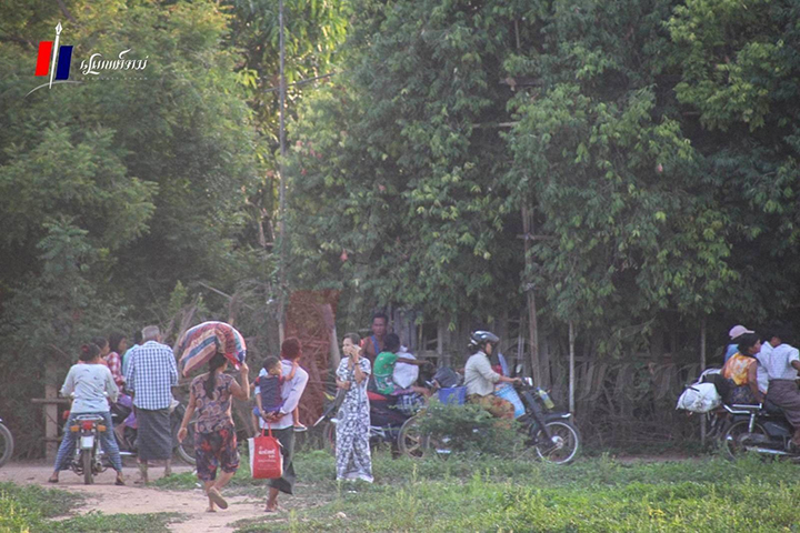 မုံရွာမြို့ နမခစစ်ဌာနချုပ်အနီးတိုက်ပွဲပြင်းထန်ခဲ့၊ ဒေသခံတွေ ထောင်ချီထွက်ပြေးနေရ