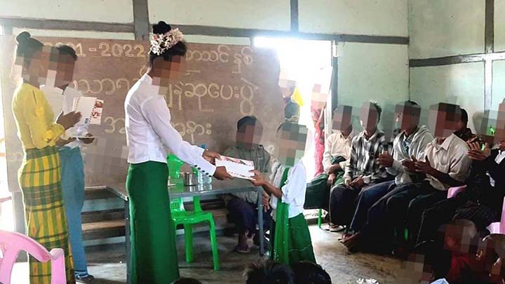 ကနီက ပြည်သူ့အခြေပြု ကျောင်းတကျောင်းမှာ ပညာရည်ချွန်ဆုပေးပွဲ ကျင်းပ