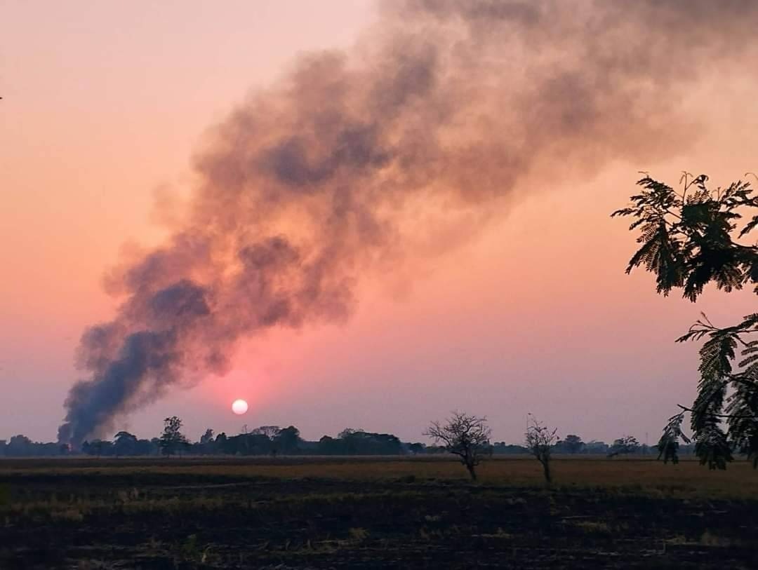 ရွှေဘိုမြို့နယ်ထဲက ကျေးရွာ ၂ ရွာ တရက်တည်း မီးရှို့ခံရ