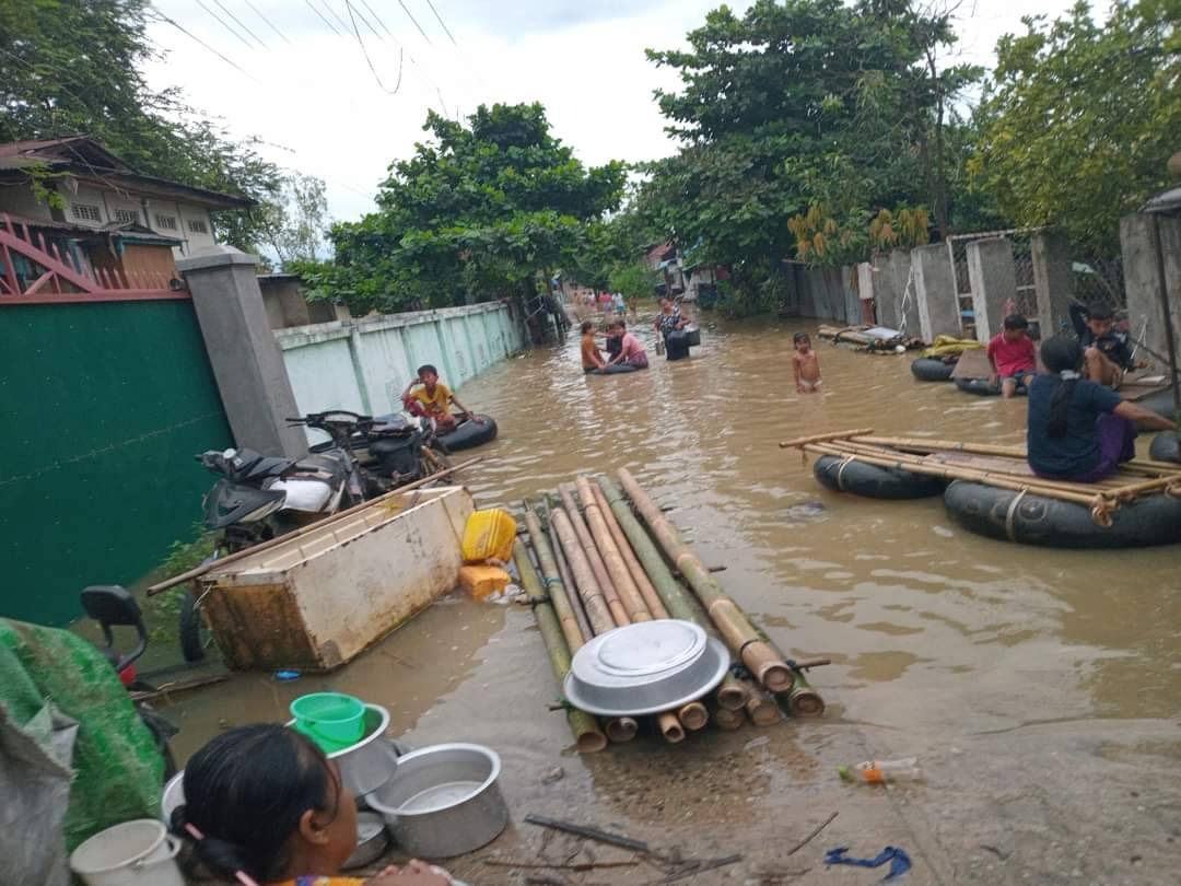 တောင်ငူမှာ စစ်တောင်းမြစ်ရေပြန်တက်လို့ လူဦးရေ ၄၀၀၀ ကျော် ပြန်လည်ပြောင်းရွှေ့နေရ