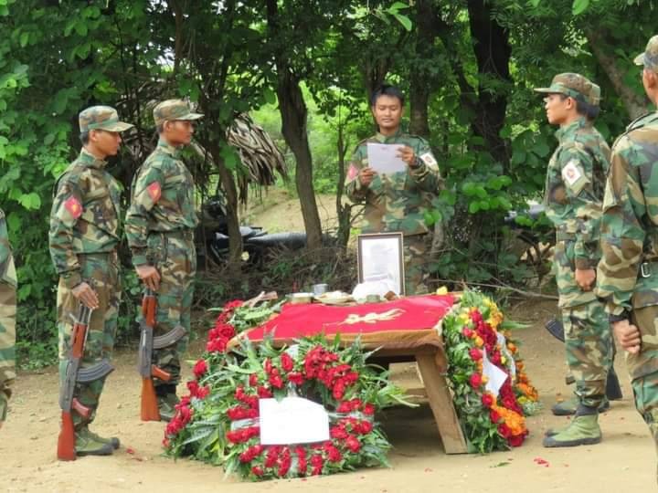 ရတနာပုံတော်လှန်ရေးတပ်ဖွဲ့က သေဆုံးခဲ့တဲ့ ရဲဘော်သန်းထိုက်ရဲ့ စျာပန