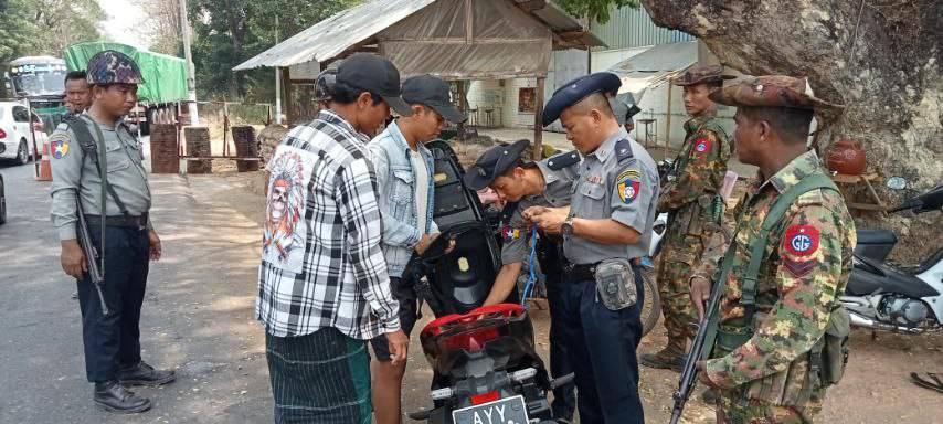 ဇီးကုန်းမှာ စစ်မှုထမ်းကြေးဆိုကာ စစ်ကောင်စီက အဓမ္မပိုက်ဆံတောင်းနေ