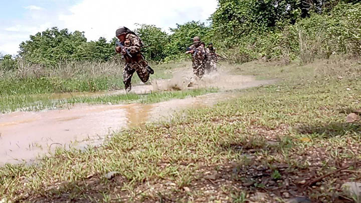 ဝက်လက် GZ Special Task Force က အထူးစစ်ဆင်ရေးနဲ့ မြို့ပြစစ်ဆင်ရေးလေ့ကျင့်