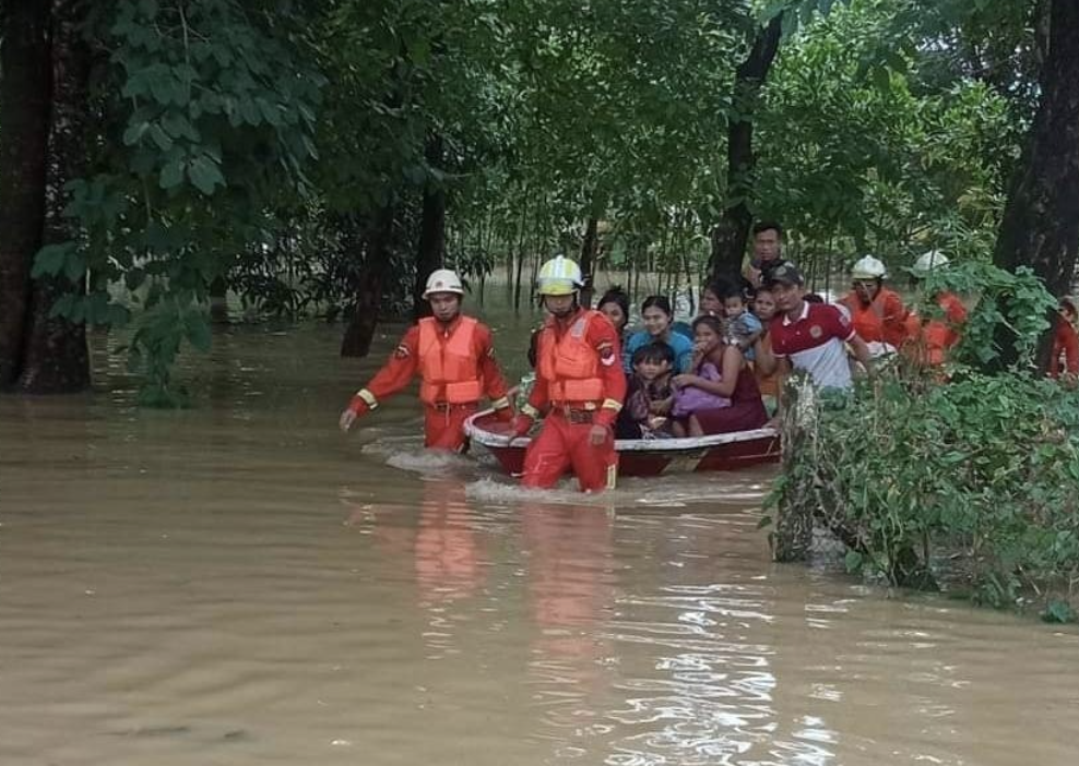 ပဲခူးမှာ ရေကြီးနစ်မြုပ်လို့ ဒေသခံ ၁,၀၀၀ နီးပါး ပြောင်းရွှေ့နေရ