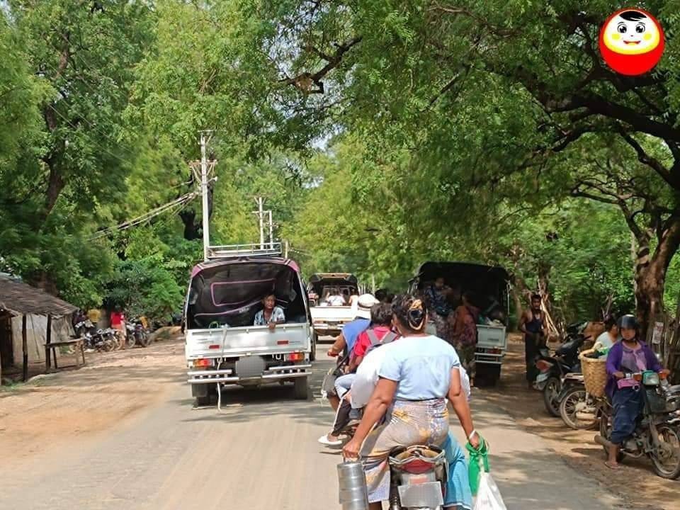 စစ်တပ်က စစ်ကြောင်းထိုးလို့ ယင်းမာပင်နဲ့ ဆားလင်းကြီးနယ်က ဒေသခံသောင်းချီထွက်ပြေးနေရ