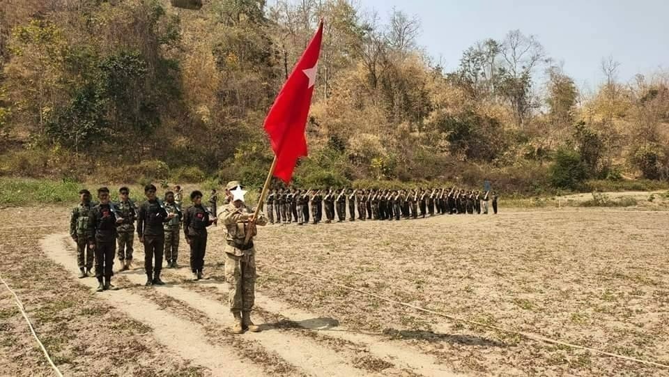 အမျိုးသမီးကွန်မန်ဒို ရဲဘော် ၉ ဦးပါဝင်တဲ့ အထူးကွန်မန်ဒို စစ်သင်တန်းဆင်း