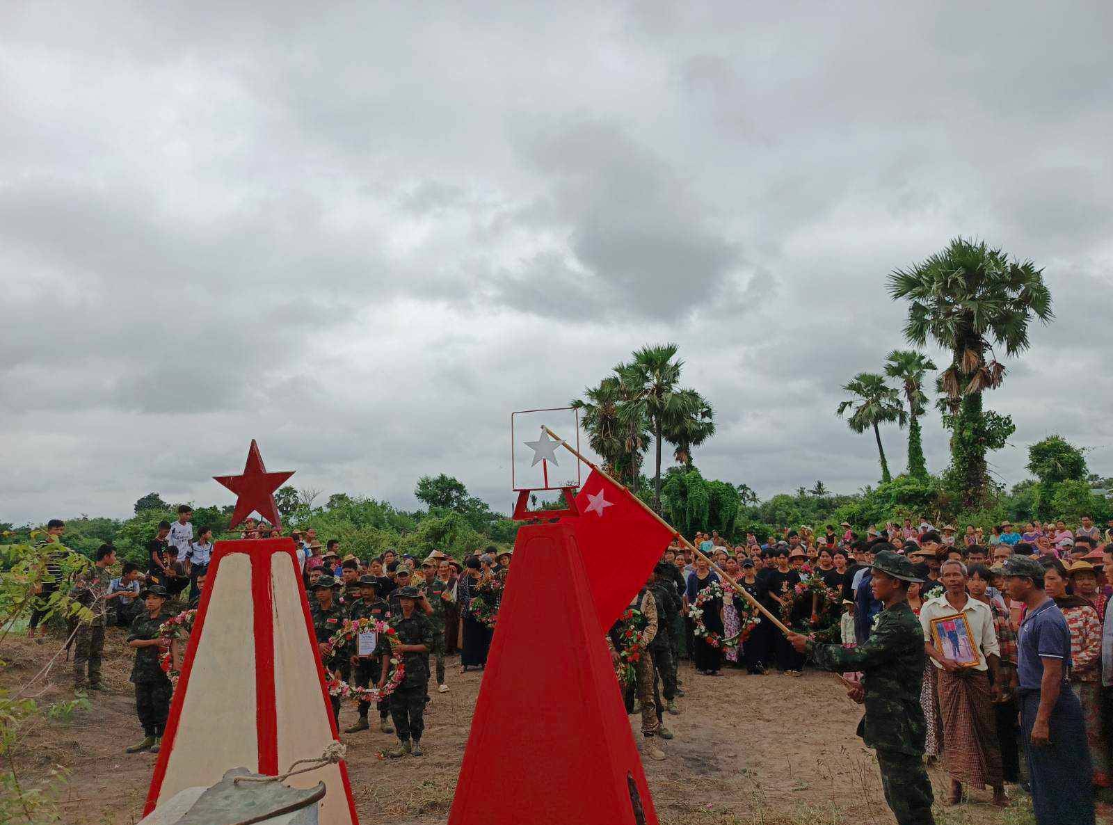 တကျော့ပြန် ၁၀၂၇ စစ်ဆင်ရေးအတွင်း ရွှေဘိုခရိုင် ဗျူဟာ ၅၂ က ရဲဘော် ၁၅ ဦးကျဆုံး