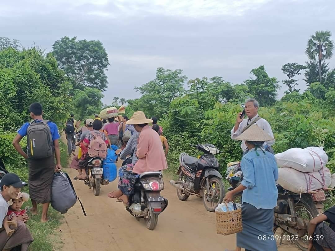 ခင်ဦးနယ်၊ ရွာသန်းရွာအချုပ်ထောင်စီးနင်းခံရလို့ ပျူစောထီး ၂၀ ဦးခန့်ပြန်လွတ်