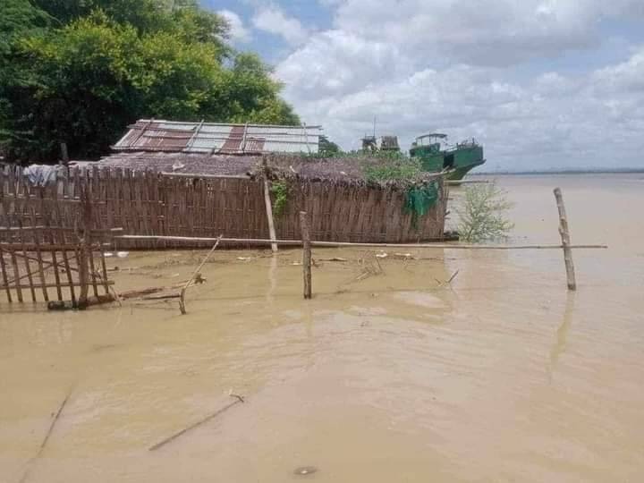 မကွေးမြို့ပေါ်မှာ စိုးရိမ်ရေအမှတ်အထက်ရောက်နေပြီး ဒေသခံ ၁၅၀၀ ရေဘေးသင့်နေ