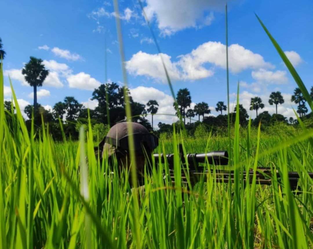 ငါန်းမြာကြီးရွာပြင်ကိုထွက်လာတဲ့ စစ်အုပ်စု စနိုက်ပါနဲ့ပစ်ခံရလို့  ၂ ဦးသေဆုံး